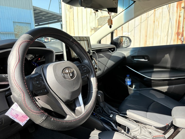 售自己開的車 2021 Toyota Altis 旗艦型 ＃全原廠保養