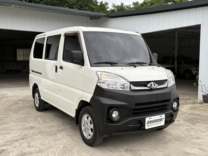 【#YouTube兩千中古車】 2022 中華 Vervca A180 自排 #稀有自排箱車