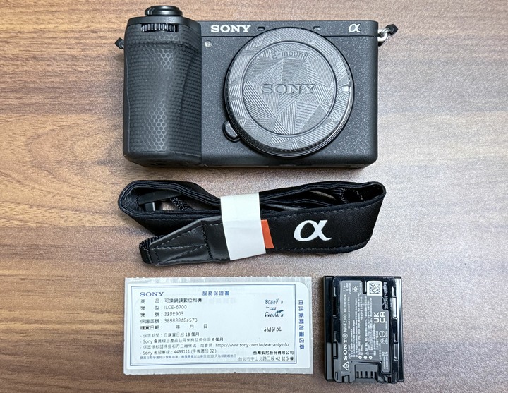 近9成新-公司貨SONY A6700 單機身(快門數僅1274!)