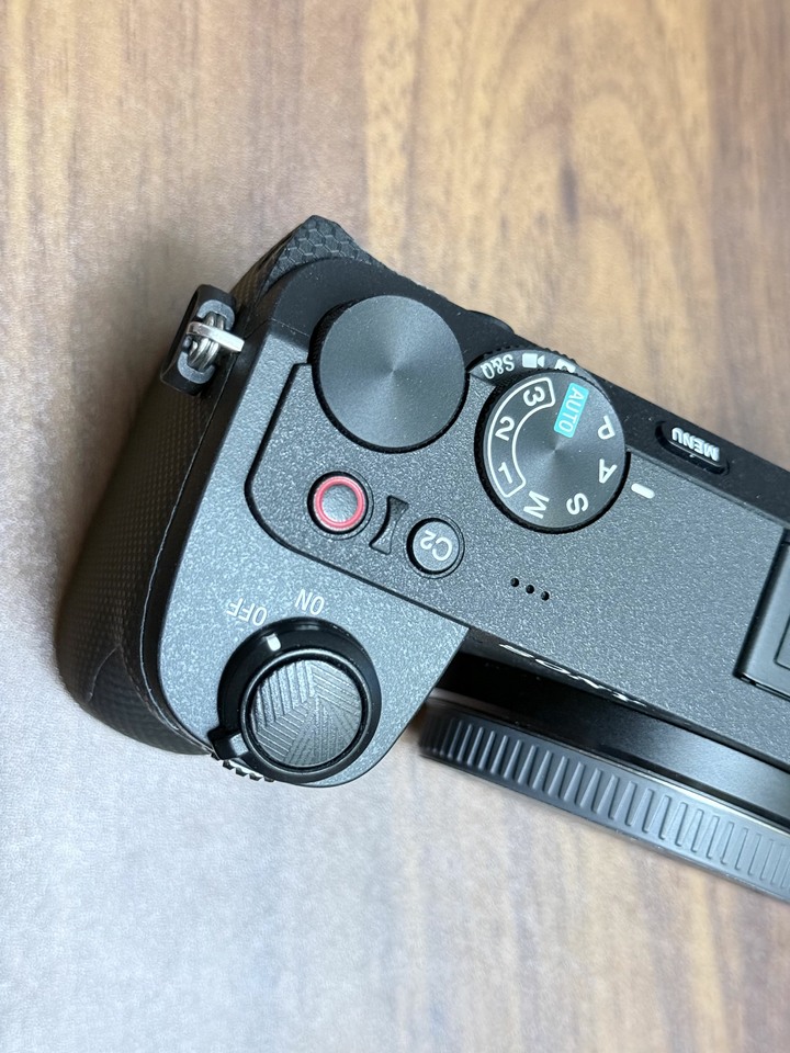 近9成新-公司貨SONY A6700 單機身(快門數僅1274!)