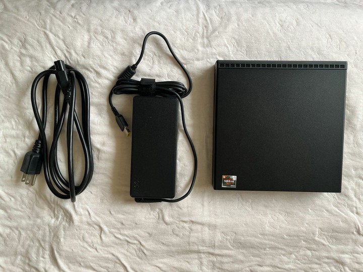 Lenovo ThinkCentre M75Q Gen2 5650G