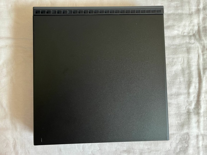 Lenovo ThinkCentre M75Q Gen2 5650GE