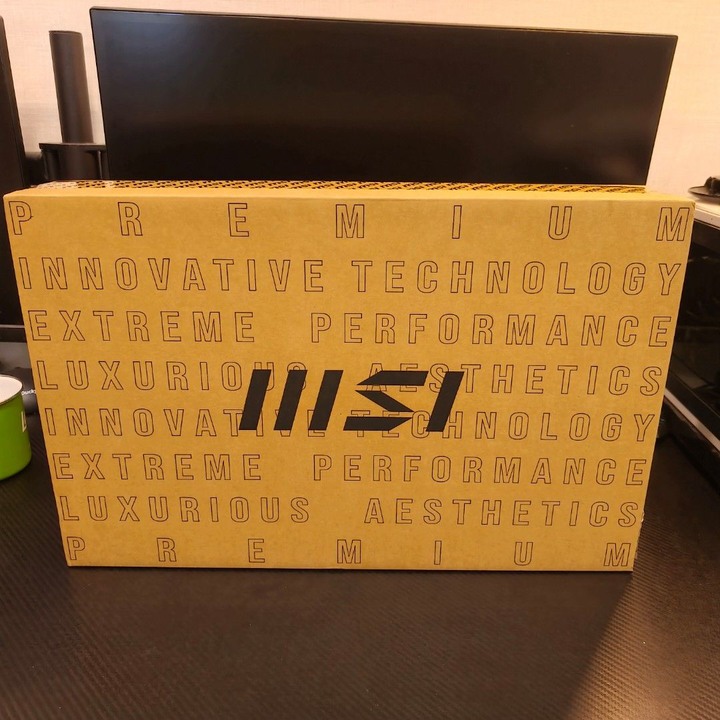 全新 微星 Katana 15 HX 15.6吋 AI電競筆電黑色(i7-14650HX/16GB/1TB/RTX5060-8G/WIN11/B14WFK-428TW)