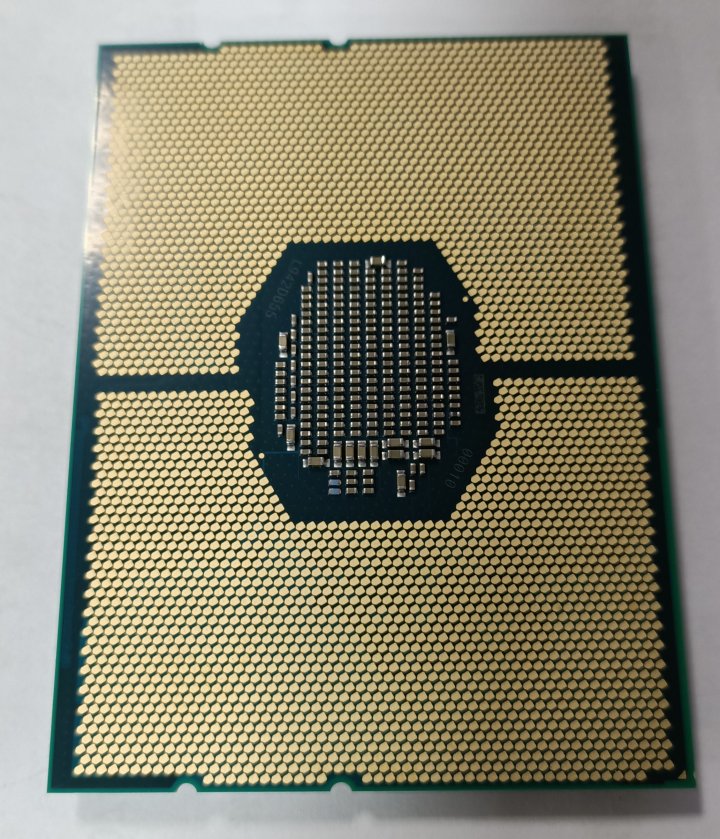 Intel Xeon Platinum (白金級) 8272CL 2.6GHz 正式版伺服器CPU