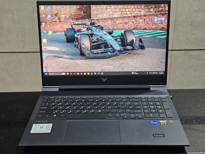 HP Victus 16-d0662TX 電競筆電 i7-11800H/8G/512SSD/RTX3050 品相如新！