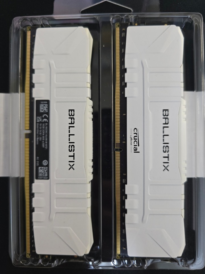 美光 DDR4 3600 16G*2