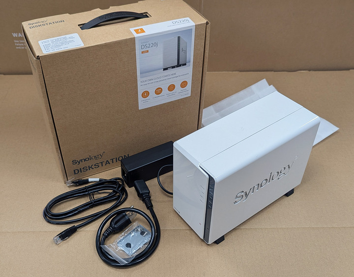 群暉 Synology NAS DS216j