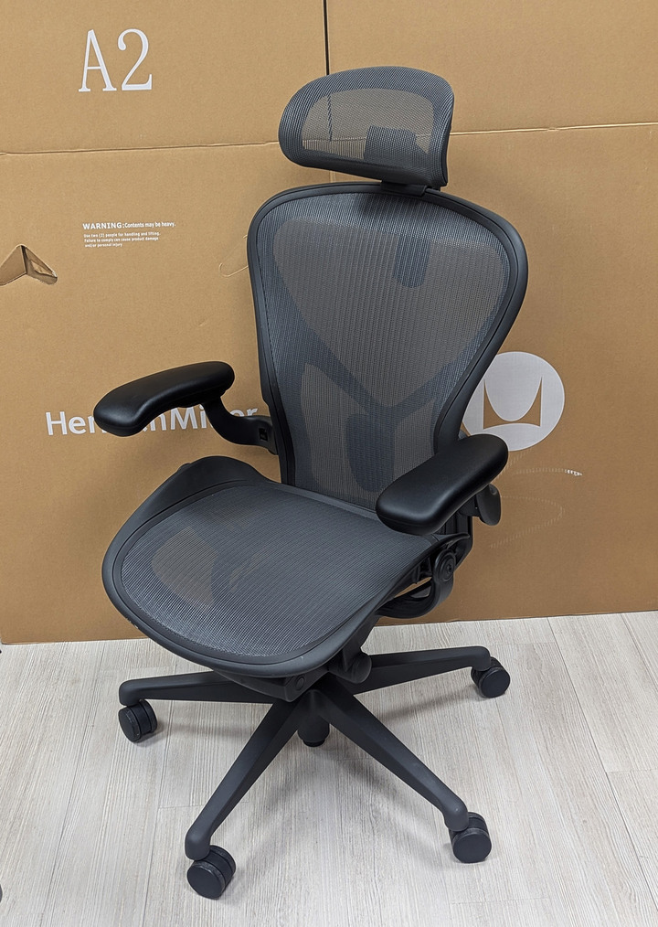 Herman Miller Aeron 人體工學椅