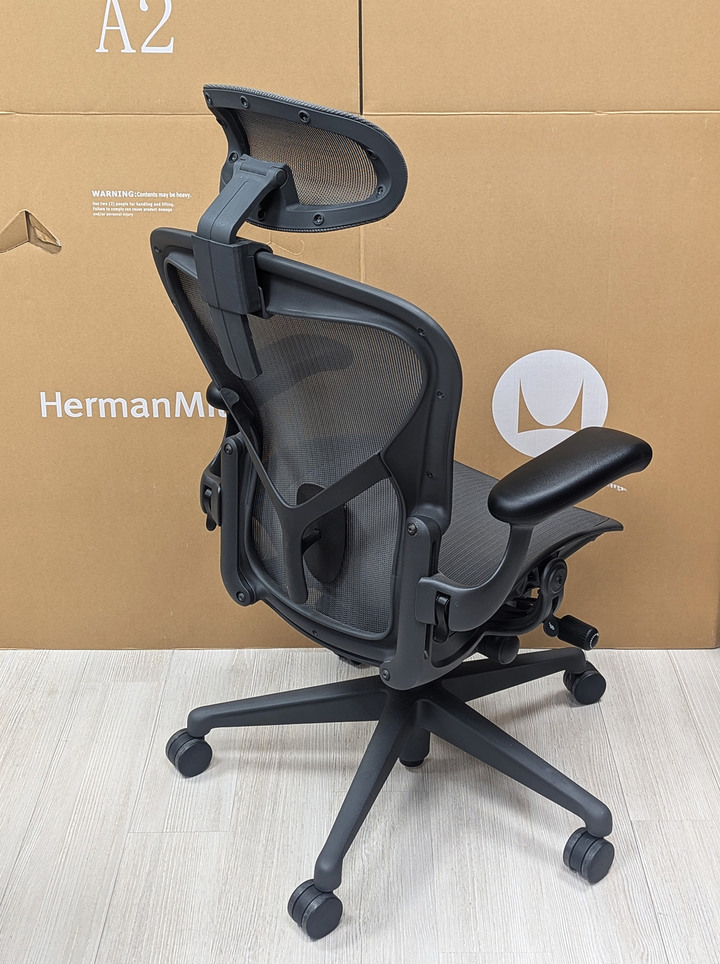 Herman Miller Aeron 人體工學椅