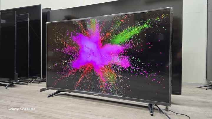 明亮面板 PANASONIC 43型 TH-43J500W FHD LED 液晶顯示器