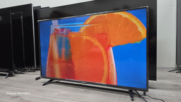 明亮面板 PANASONIC 43型 TH-43J500W FHD LED 液晶顯示器