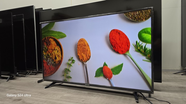 明亮面板 PANASONIC 43型 TH-43J500W FHD LED 液晶顯示器