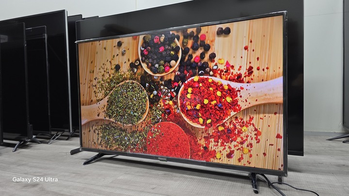 明亮面板 PANASONIC 43型 TH-43J500W FHD LED 液晶顯示器