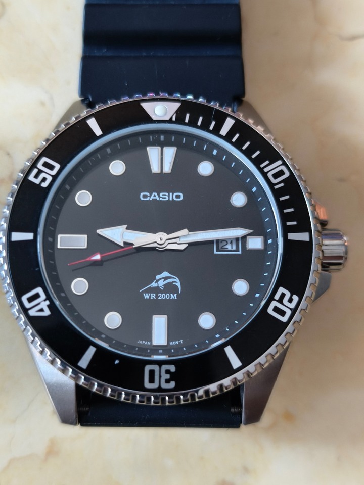 卡西歐Marlin 200米潛水錶