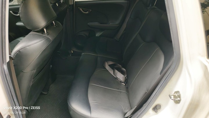 2010 Honda Fit 1.5 Vtis 本田飛渡