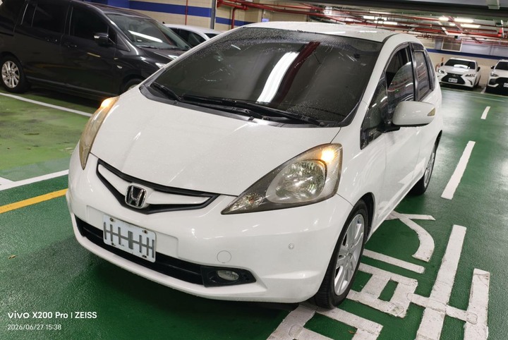 2010 Honda Fit 1.5 Vtis 本田飛渡