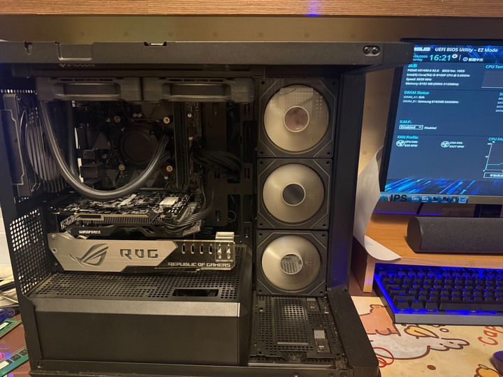 9代I3水冷主機一台