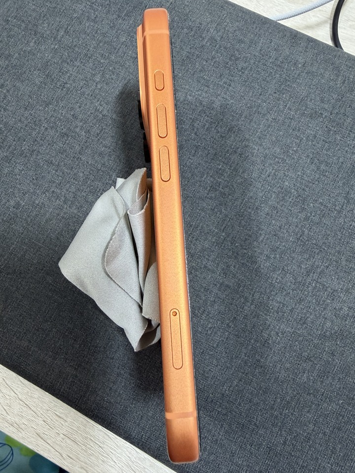 [售] iPhone 17 Pro 256G（橘) 無傷