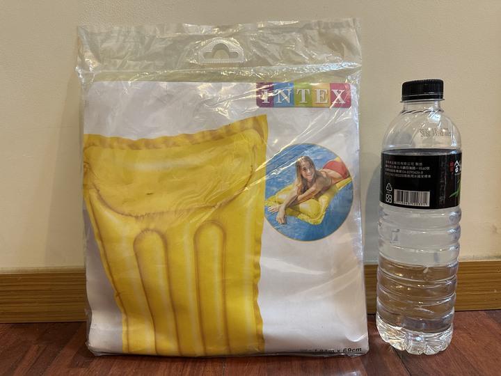 [水上漂浮床]【INTEX】亮彩條紋浮墊/充氣墊/戲水（全新）