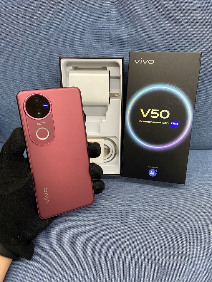 5G Vivo V50 12G/256G 5G攝影手機 紅色台灣公司貨