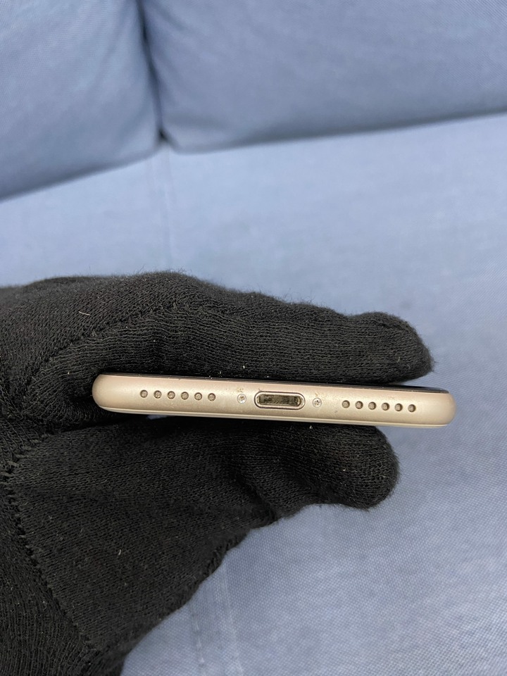 Apple IPhone SE3 128G SE 3 二手蘋果5G手機 白色