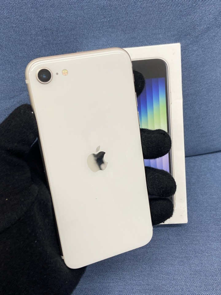 盒裝Apple IPhone SE3 SE 3 64G二手蘋果5G手機 2022 第三代 白色 20996