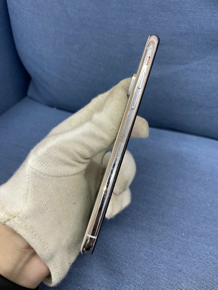 Apple IPhone XS 64G 二手蘋果4G手機 銀色 二手手機