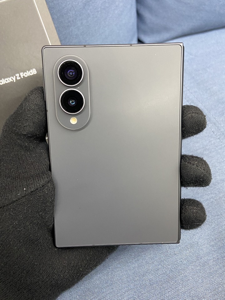 剛買保固長 Samsung Z Fold 8 512G大摺 二手三星摺疊手機 八代黑色手機 Fold8 Z flip