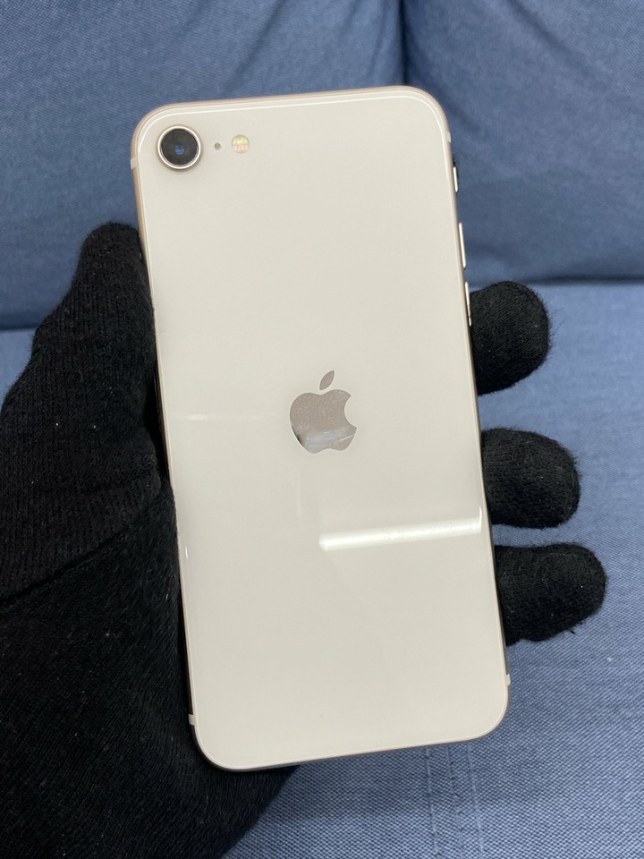 盒裝Apple IPhone SE3 SE 3 64G二手蘋果5G手機 2022 第三代 白色 64055
