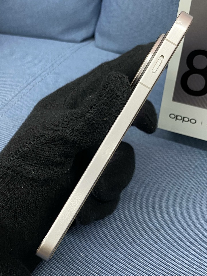 OPPO Find X8 12G+256G 二手5G美顏手機 台灣公司貨