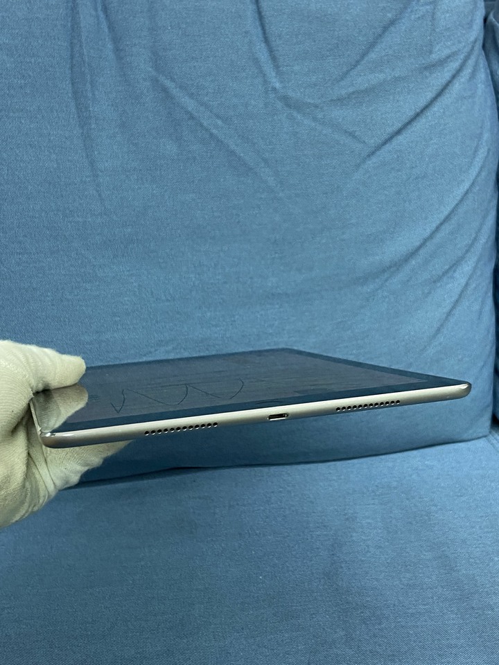 (螢幕觸控異常)可插卡 Apple IPad Pro 9.7 128G 二手蘋果平板電腦