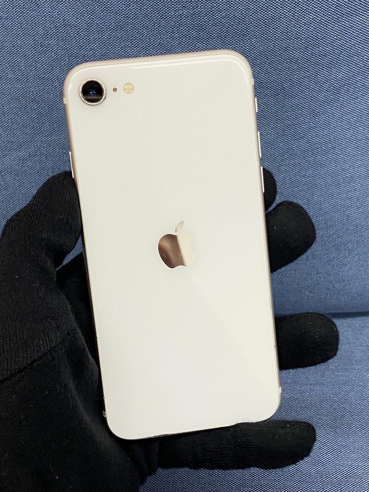 Apple IPhone SE3 64G SE 3 二手蘋果5G手機 786919 白色