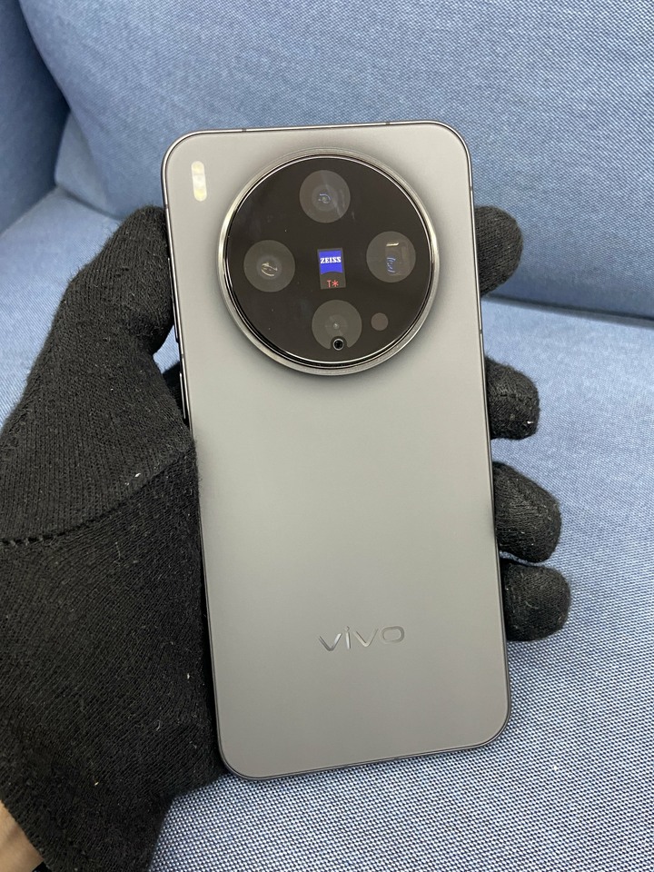 保固內 5G Vivo X300 12G/256G 5G攝影手機 灰色 台灣公司貨