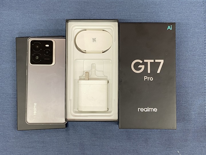 保固內 Realme GT 7 Pro 12G+512G 台灣公司貨 5G GT7 Pro 灰色 旗艦遊戲手機
