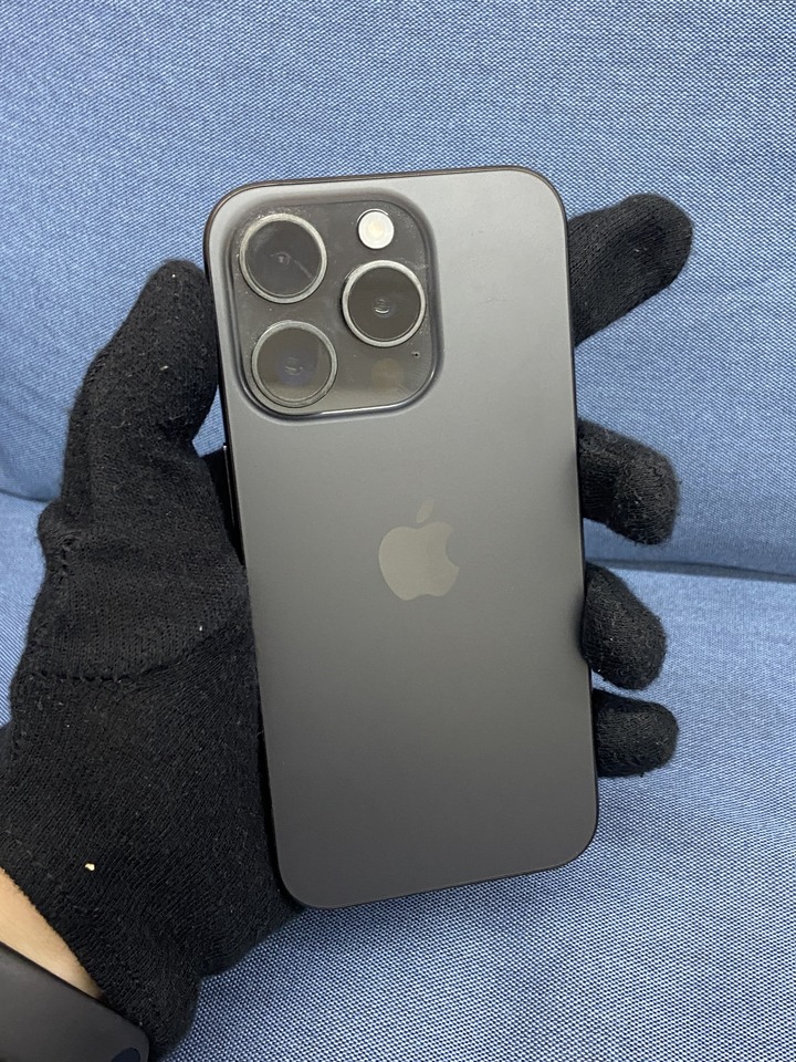 Apple IPhone 15 Pro 256G 二手蘋果手機IPhone15 Pro 黑色