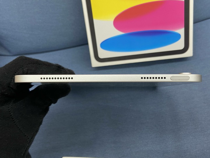 保固內 Apple IPad 11 (A16) 128G 銀色蘋果 大螢幕平板 IPad11