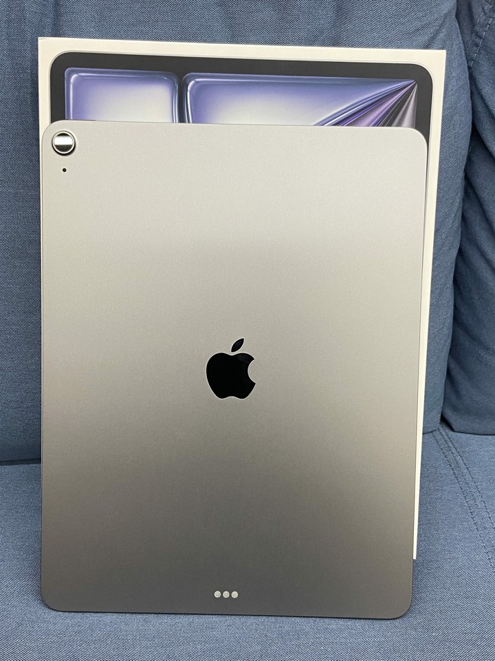 剛買保固長 Apple IPad Air 7 M3 13吋128G Air7 蘋果平板 二手WIFI版 灰色 A3268