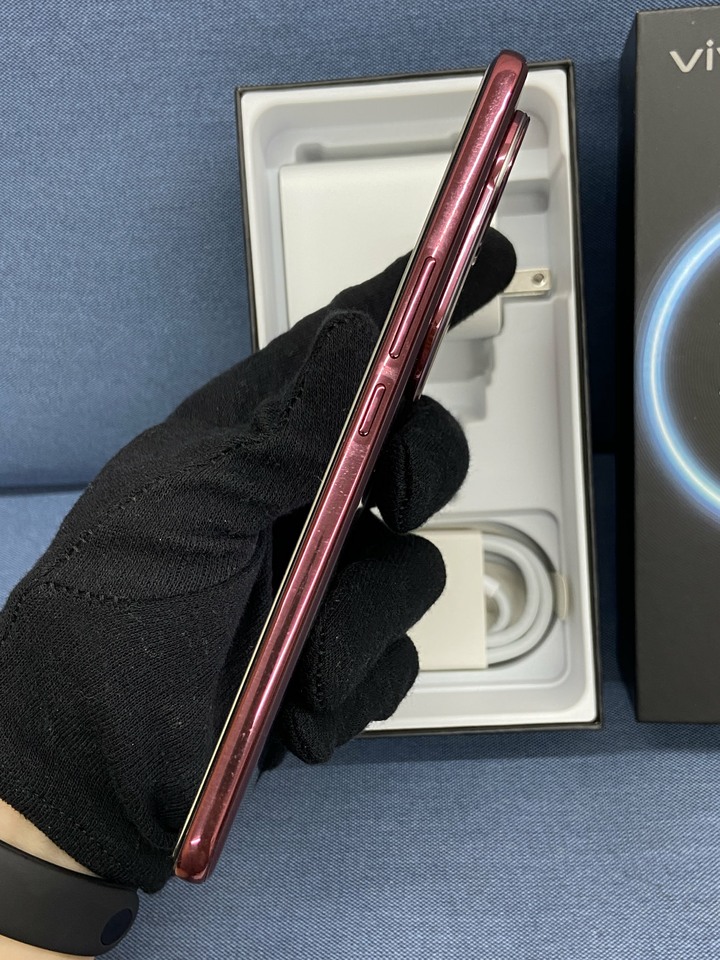 保固內 5G Vivo V50 12G/512G 5G攝影手機 紅色台灣公司貨