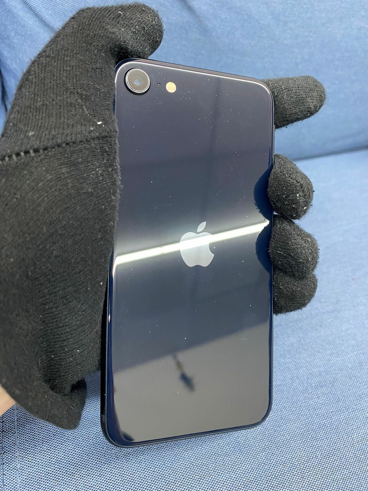 Apple IPhone SE3 SE 3 64G二手蘋果5G手機 2022 第三代 黑藍色DR2J9