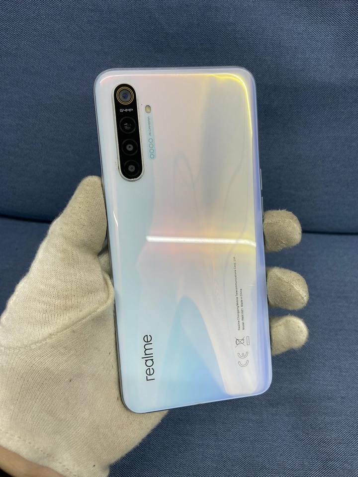邊框磨損Realme XT 8G+128G 二手遊戲4G手機 72911
