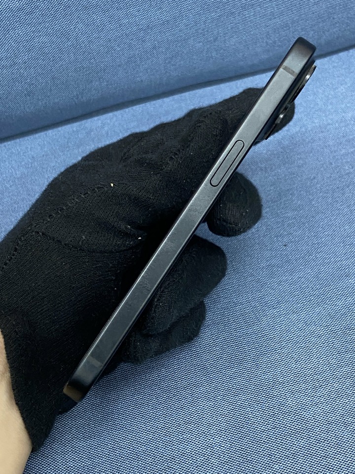 Apple IPhone 15 128G 黑色蘋果5G手機 IPhone15 二手手機 H7YM4