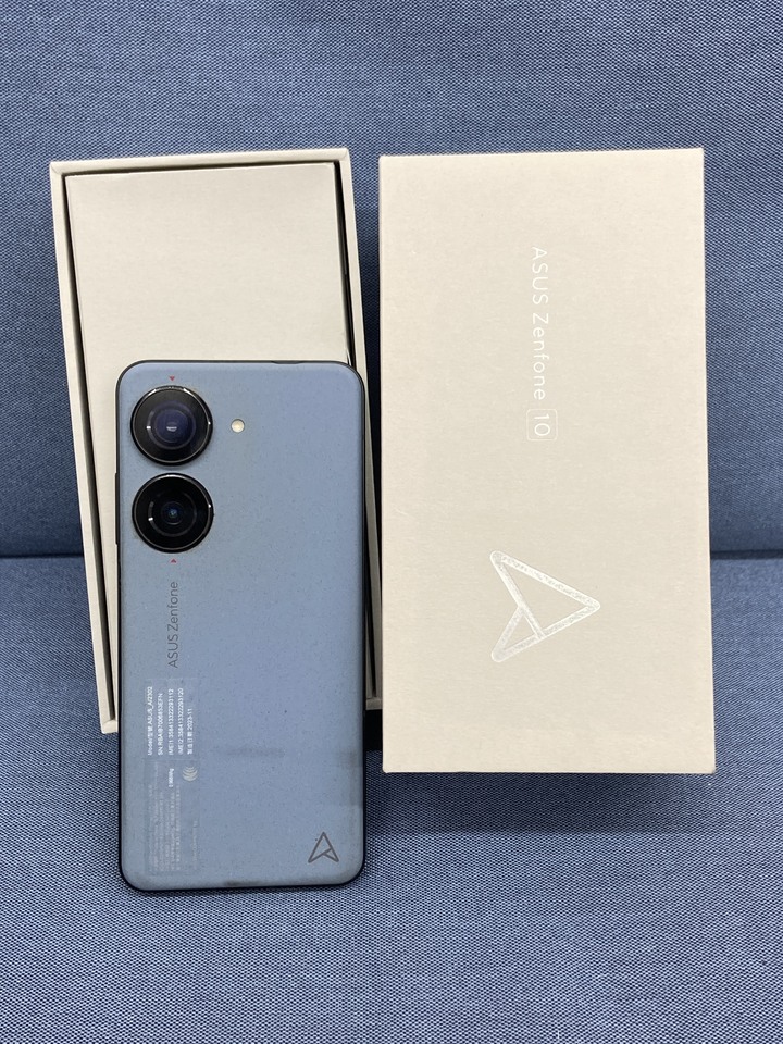 ASUS Zenfone 10 8G+256G 二手華碩5G旗艦手機 藍色 Zenfone10