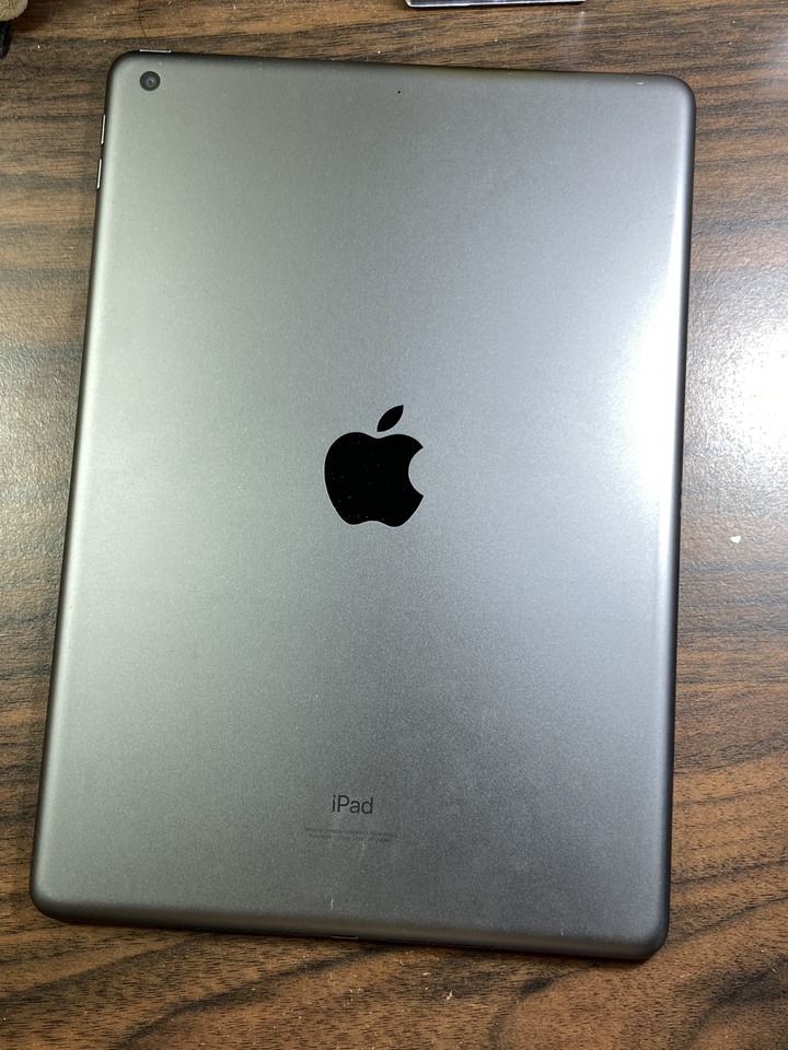 Apple IPad 9 64G蘋果平板 2021 10.2吋 黑灰色 大螢幕平板 IPad9