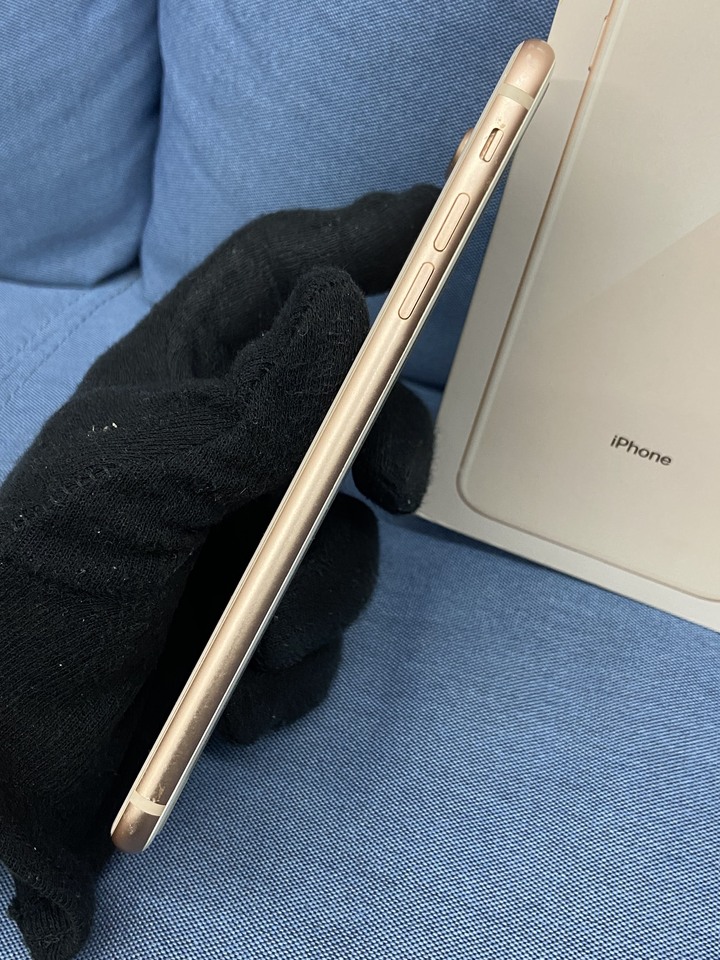 Apple iPhone 8 Plus 256G 金色 二手蘋果4G5.5吋手機 iphone8Plus FD2V9