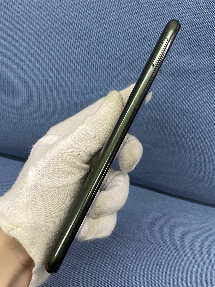 HTC U20 8G/256G 二手5G宏達電手機 螢幕輕微泛紅