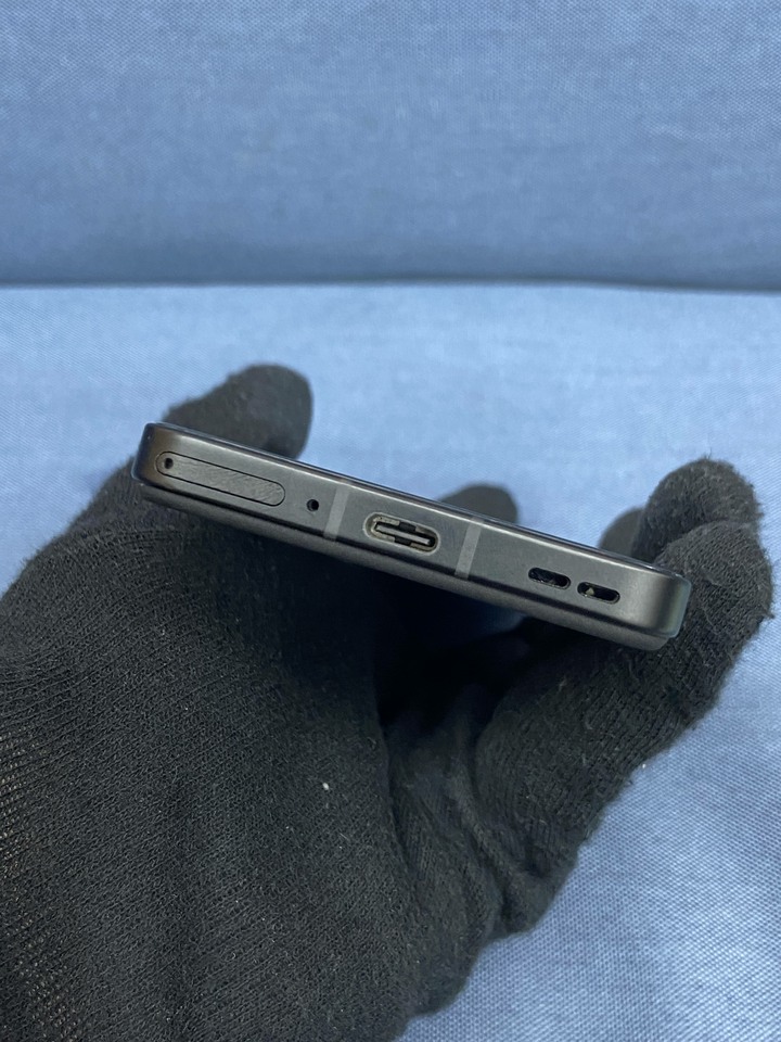 ASUS Zenfone 10 8G+256G 二手華碩5G旗艦手機 黑色 Zenfone10