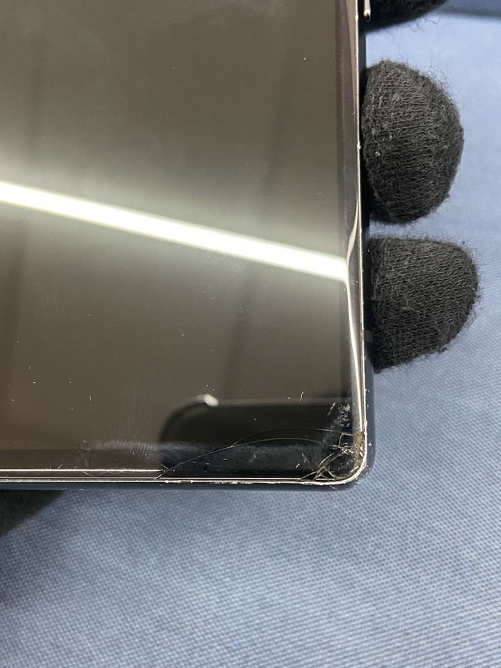 螢幕小裂痕 Google Pixel 7a Pixel7a谷歌手機 5G 8G+128G 黑色