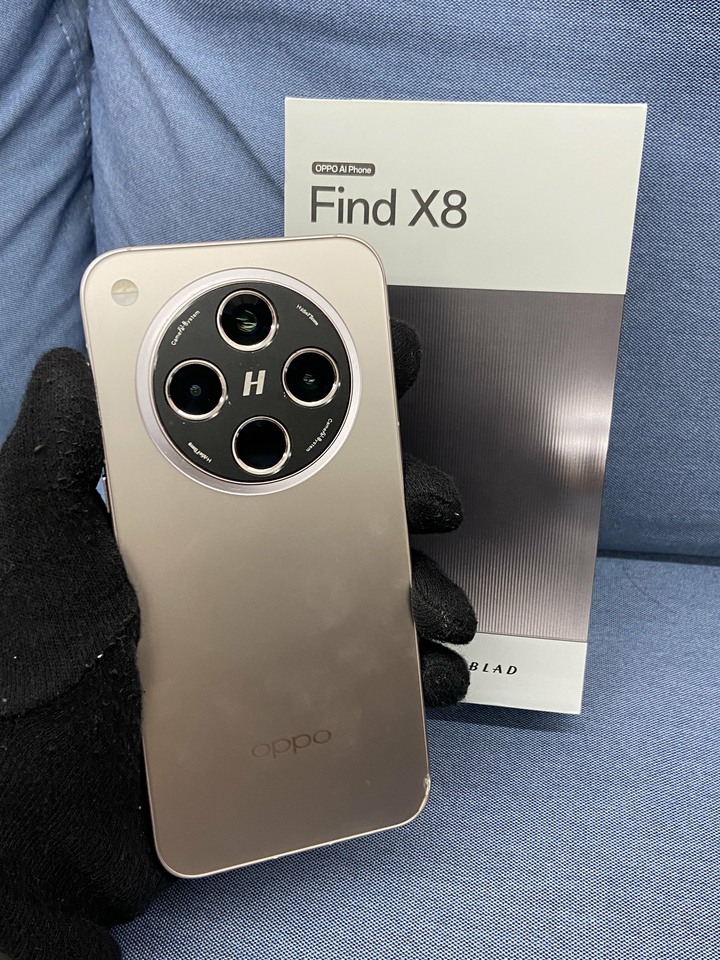 OPPO Find X8 12G+256G 二手5G美顏手機 台灣公司貨 黑色