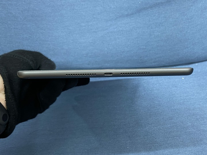 Apple iPad 7 32G 2019 10.2吋 IPad7 二手蘋果平板 黑灰色 WIFI版