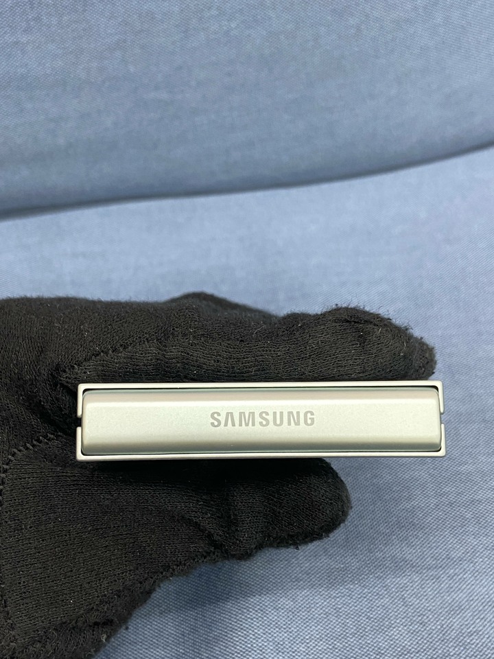 Samsung Z Flip 6 5G 12G+256G 二手三星摺疊手機 六代 綠色 Z Flip6